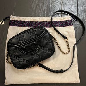 TORY BURCH BLACK QUILTED FLEMING CROSSBODY BAG - AMAZING CONDITION